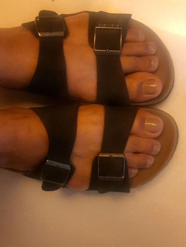Flat Sandal